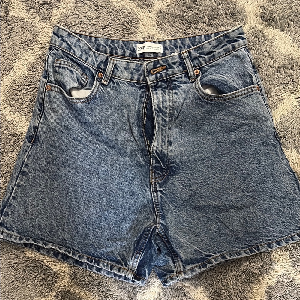 Zara Blue Jean Shorts High-Waisted Vintage Style